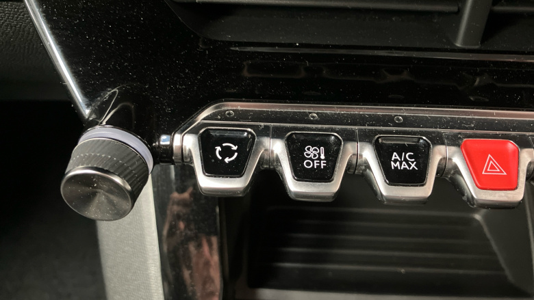 Peugeot 208 1.2 PureTech 100 Active Premium 5dr Petrol Hatchback